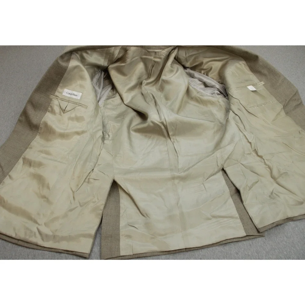 Calvin Klein Blazer Mens 40R Silk Wool 2‎ Buttons Single Breasted